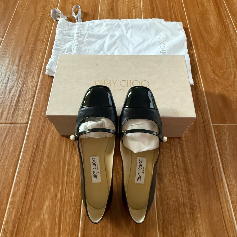 Jimmy Choo Elisia Flats size 6